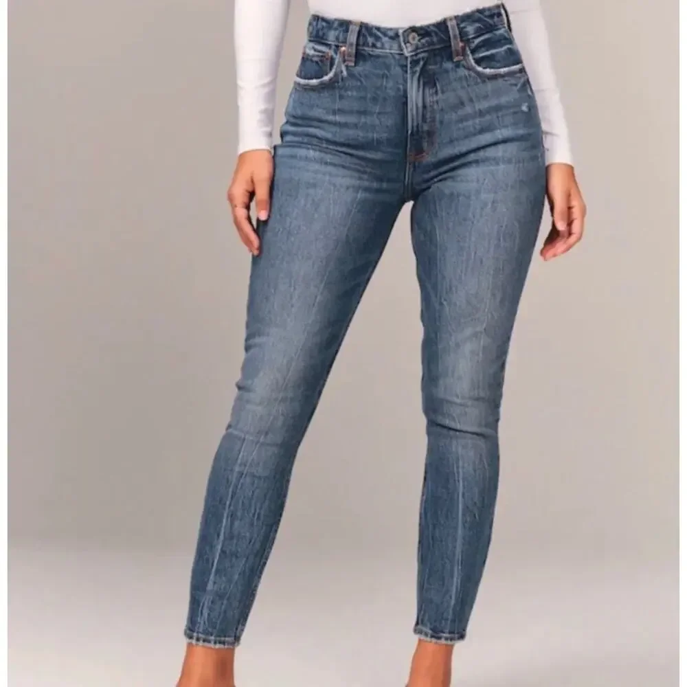 Abercrombie & Fitch Curve Love Skinny High Rise Jean Blue Size 26